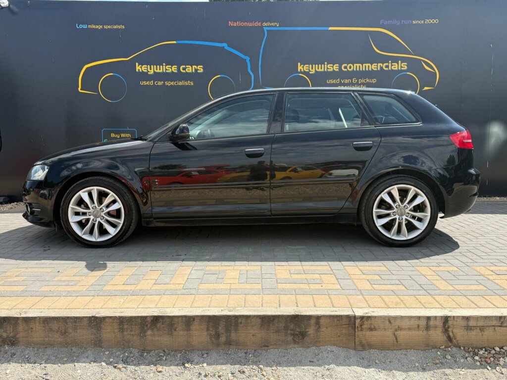 Audi A3 2.0 Tdi Sport Sportback Euro 5 Ss Black #2