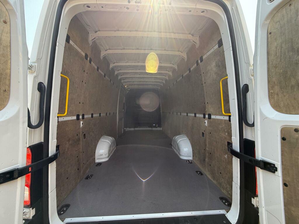 Volkswagen Crafter 2.0 Tdi Cr35 Startline Panel Van Silver #15