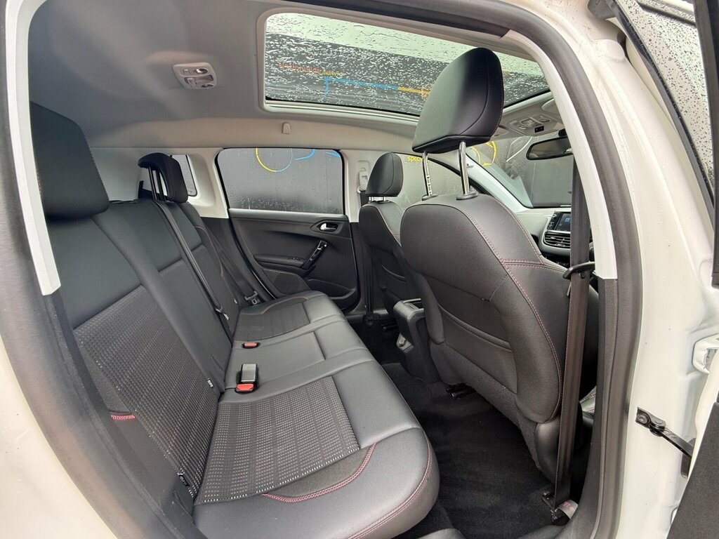 Peugeot 2008 Ss Allure Red #16