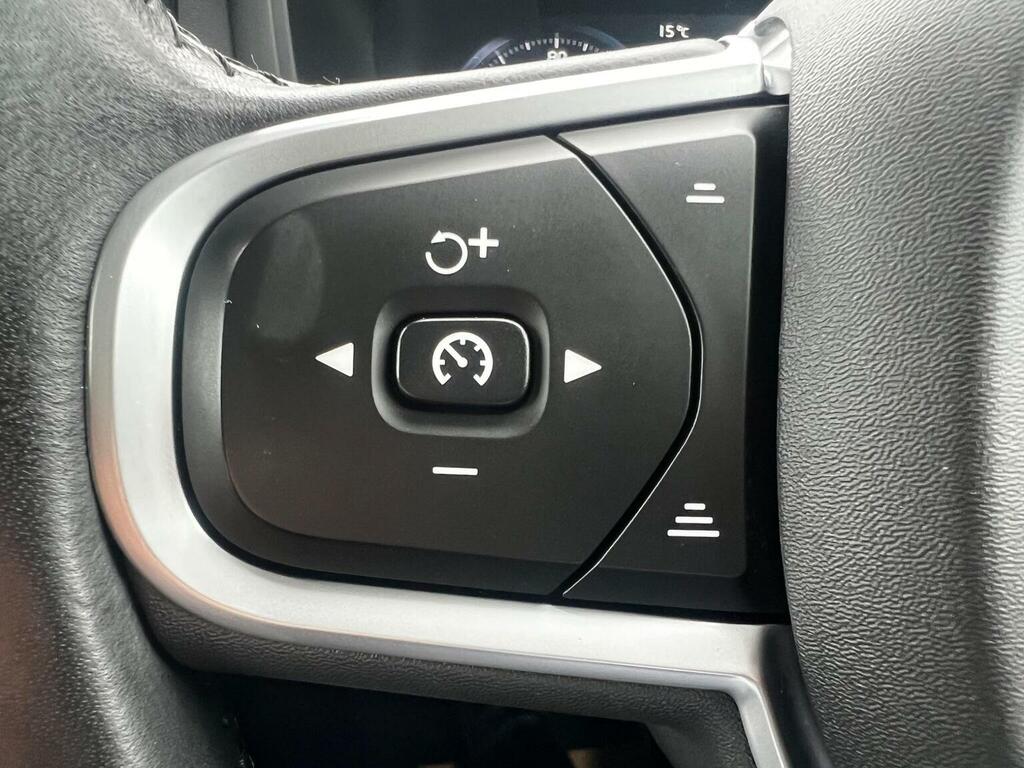 Volvo V60 D4 Momentum Navigation,lane Depart Alert Black #25