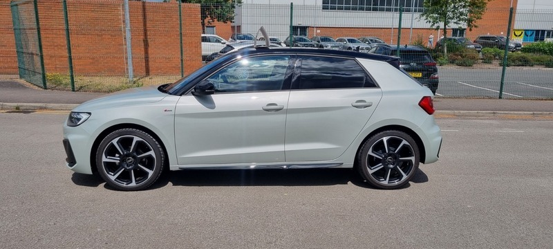 Audi A1 Sportback Tfsi S Line Silver #4