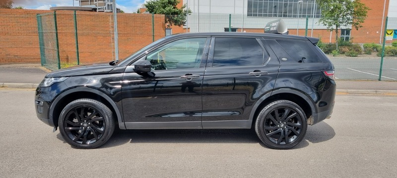 Land Rover Discovery Sport Td4 Hse Luxury Black #4