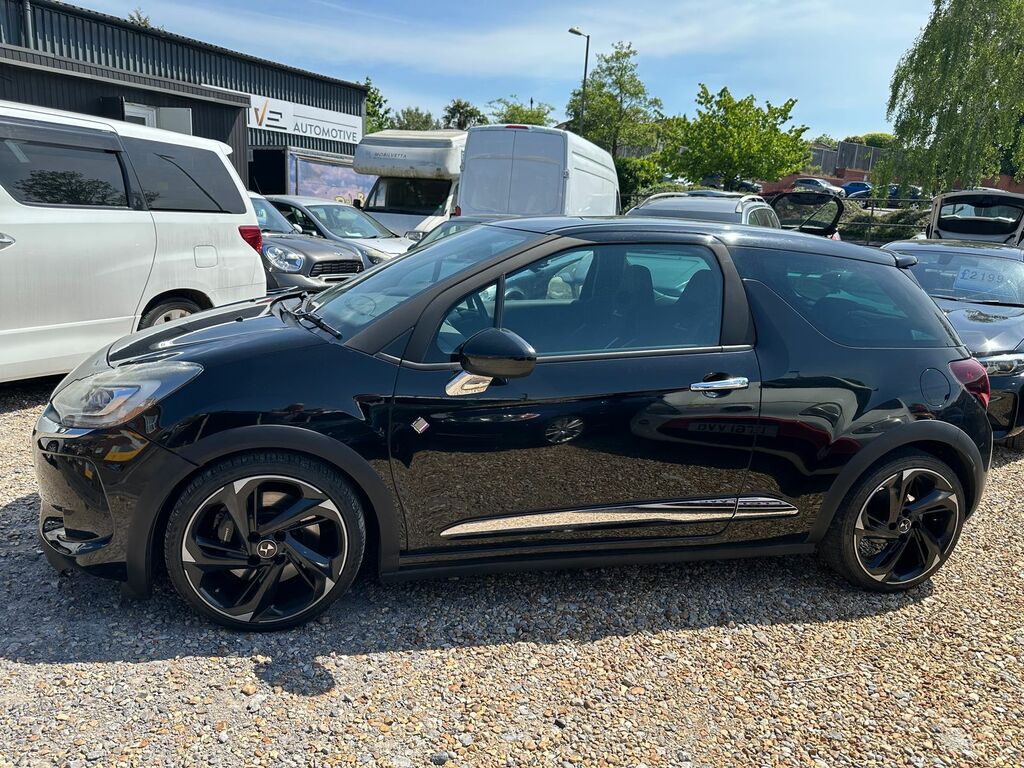 DS DS 3 1.6 Thp Performance Hatchback Eu Black #4