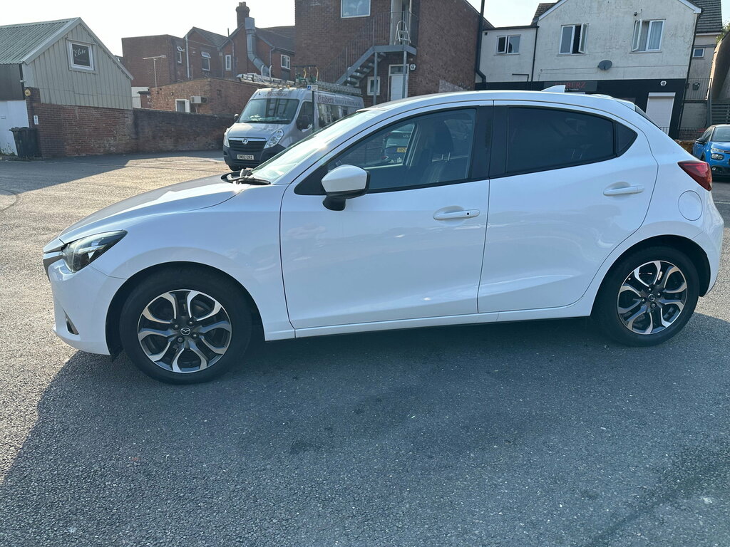 Mazda 2 Zda2 1.5 Skyactiv-g Se-l Euro 6 Ss Black #11