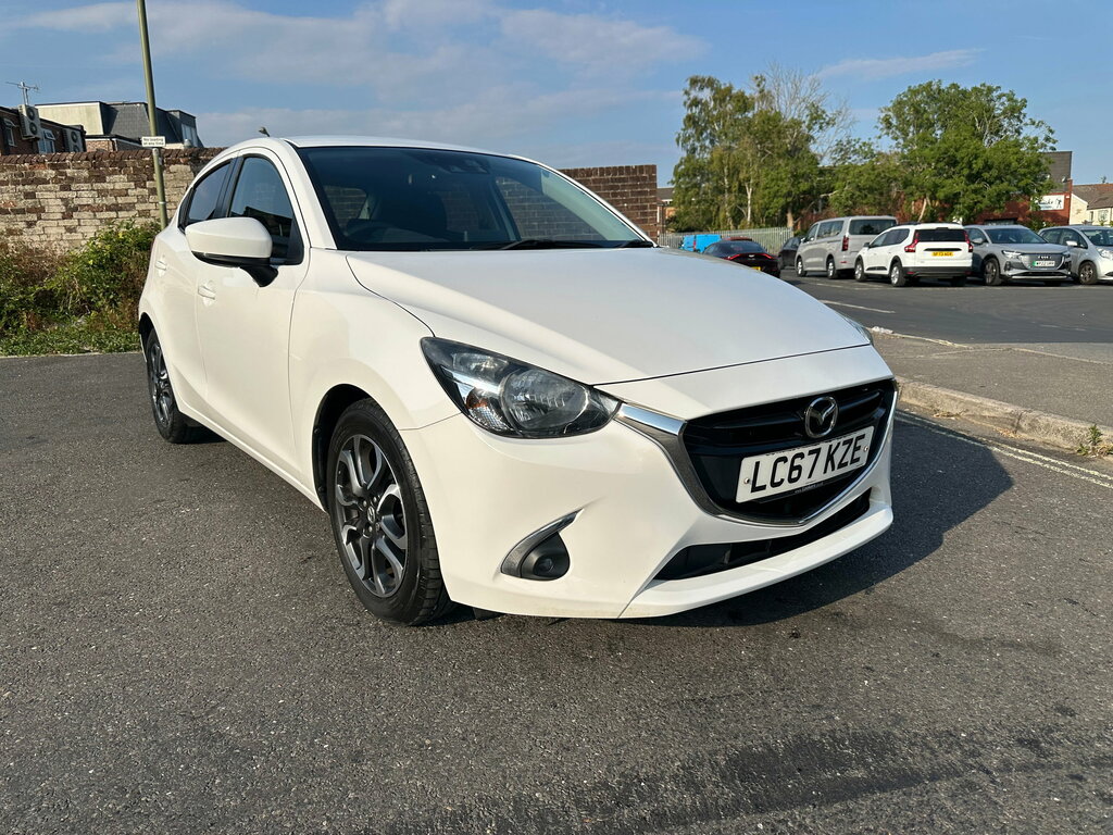 Mazda 2 1.5 Skyactiv-g Sport Nav Hatchback Manu White