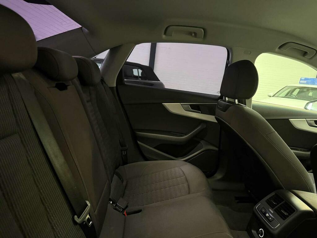 Audi A4 2.0 Tdi Ultra Sport Estate Grey #44