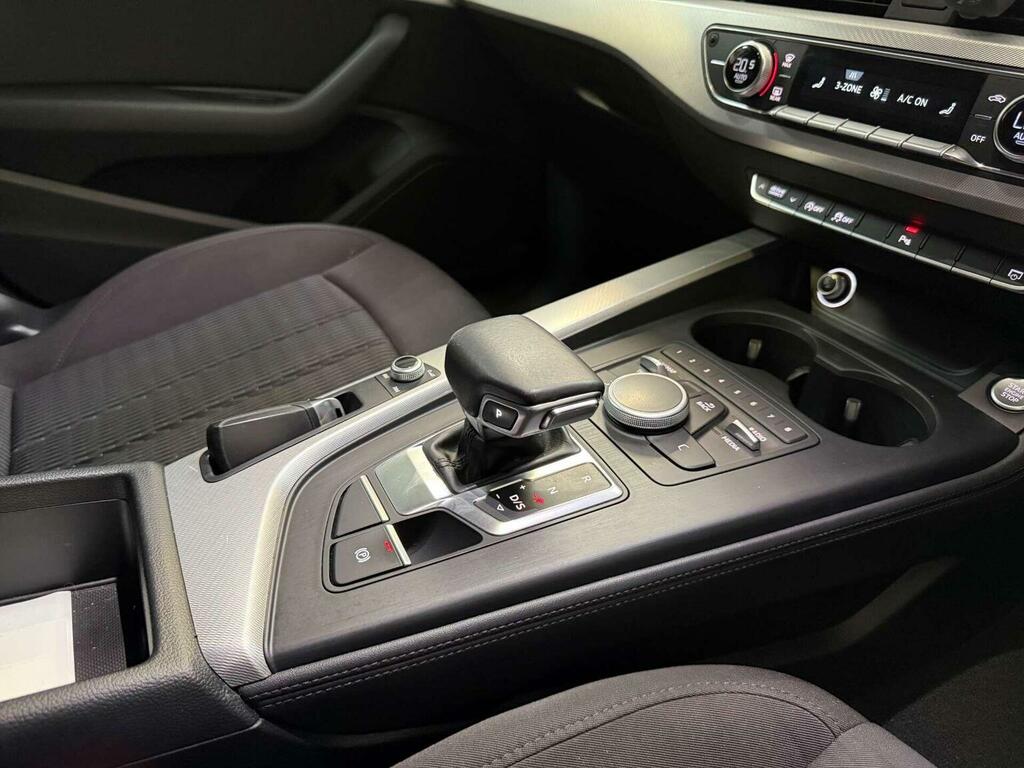Audi A4 2.0 Tdi Ultra Sport Estate Grey #41