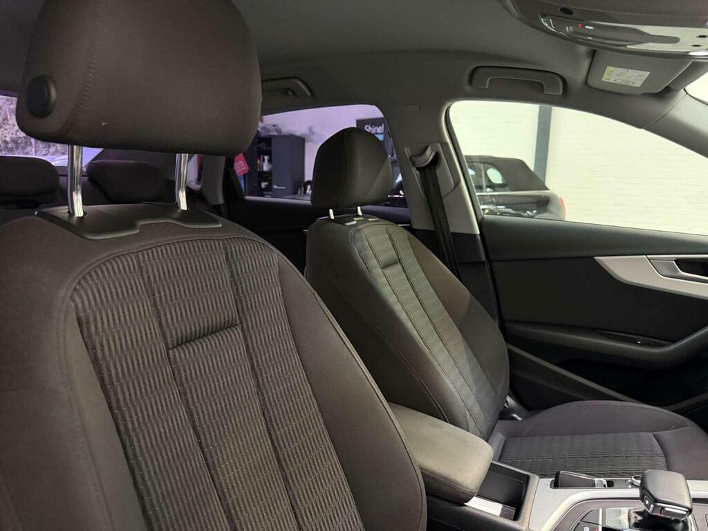 Audi A4 2.0 Tdi Ultra Sport Estate Grey #33