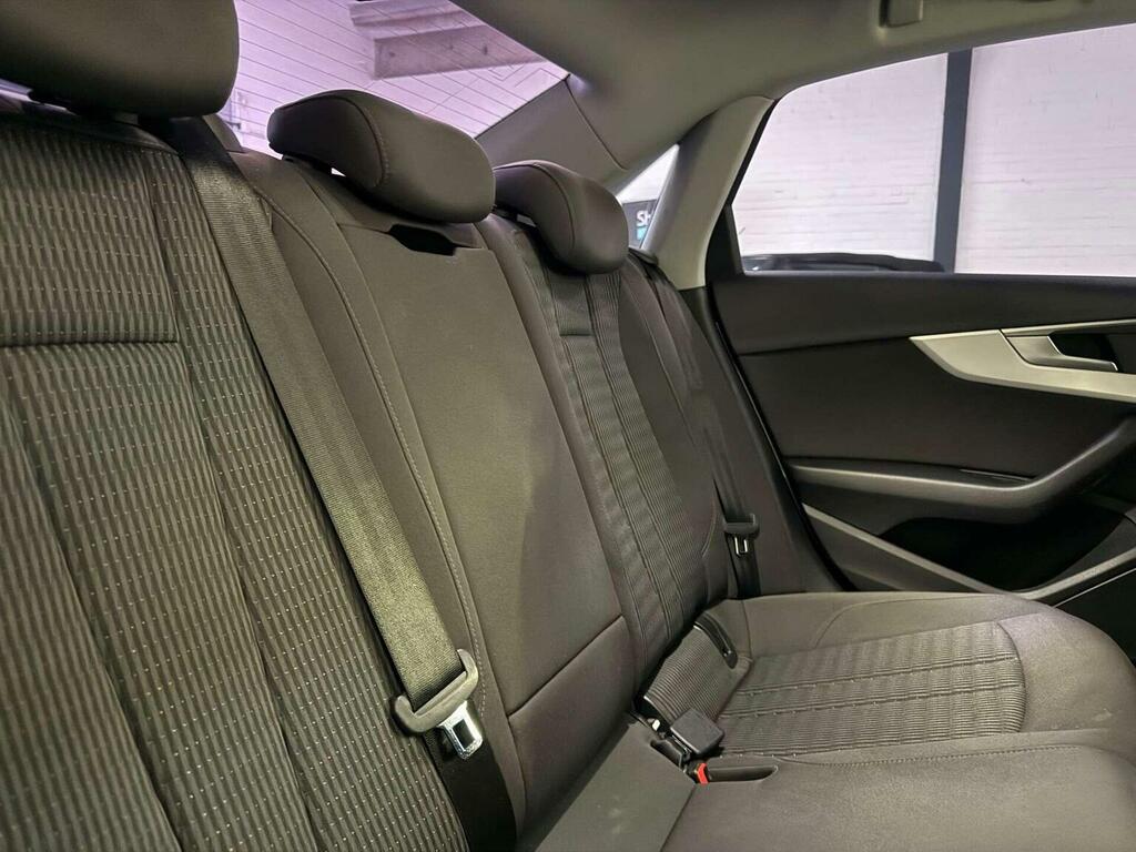 Audi A4 2.0 Tdi Ultra Sport Estate Grey #43
