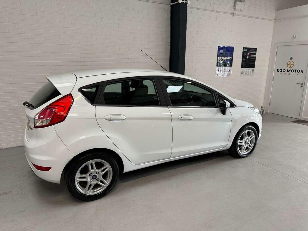 Ford Fiesta 1.25 Zetec Euro 5 White #5