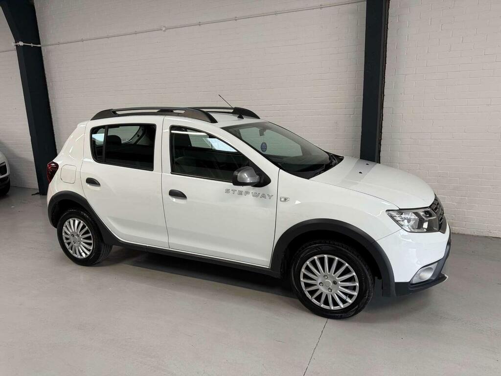 Dacia Sandero Stepway 0.9 Tce Essential Euro 6 Ss White #3