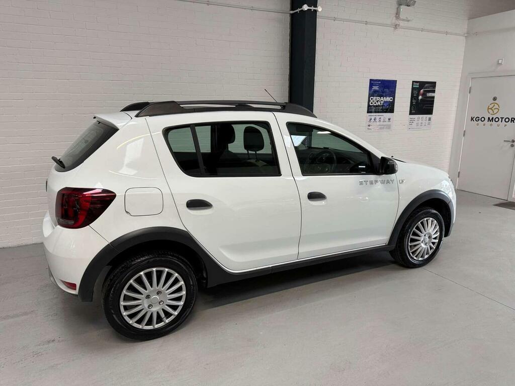 Dacia Sandero Stepway 0.9 Tce Essential Euro 6 Ss White #5