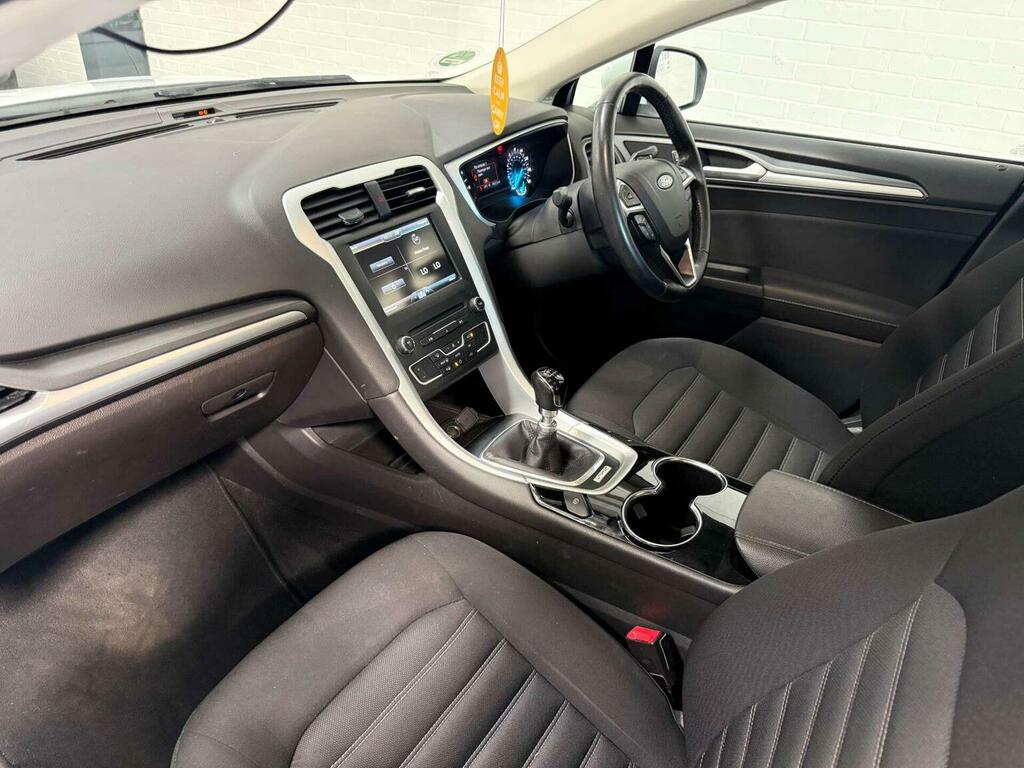 Ford Mondeo 1.5T Ecoboost Zetec Euro 6 Ss Blue #28