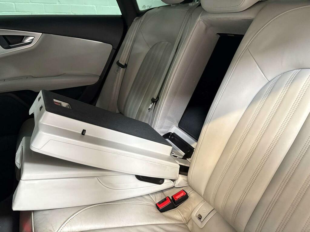 Audi A7 Black Edition Silver #46