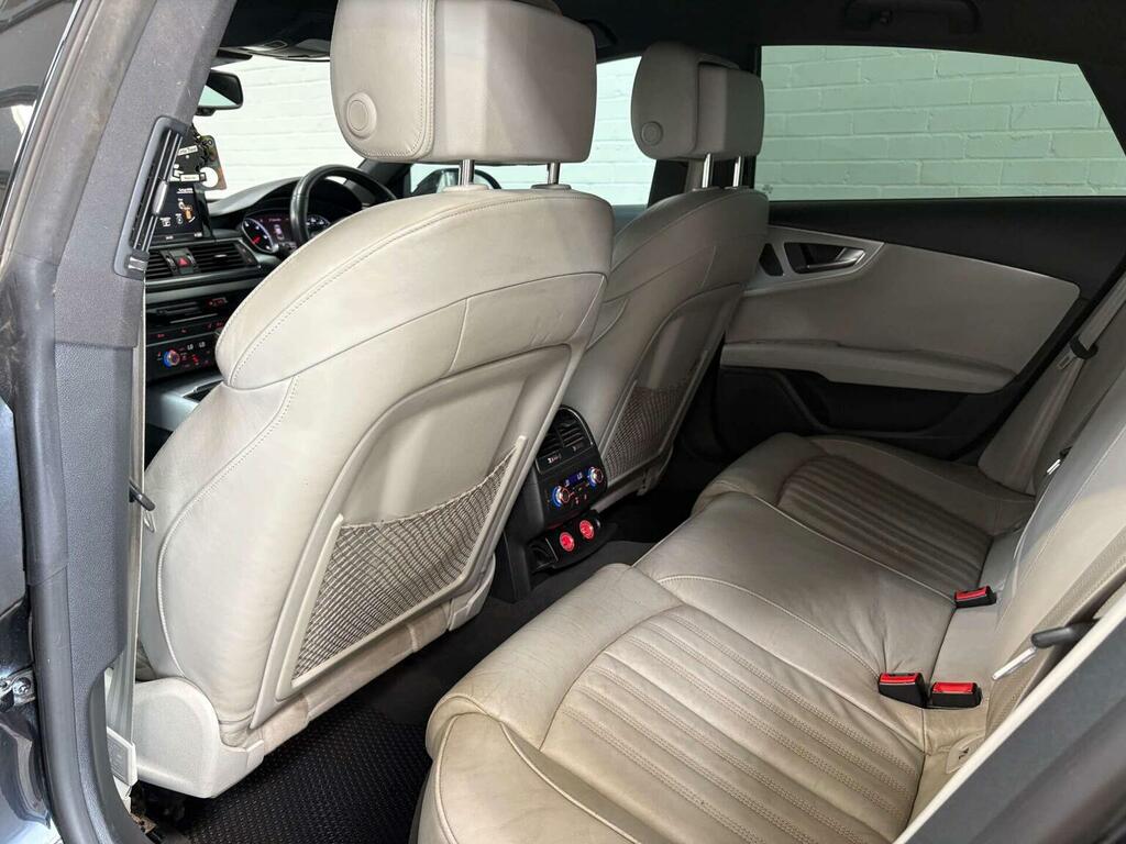 Audi A7 Black Edition Silver #42