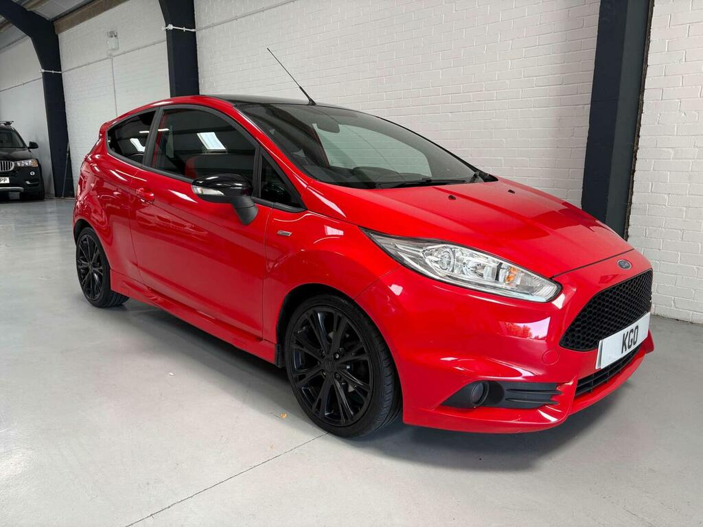 Ford Fiesta 1.0T Ecoboost St-line Euro 6 Ss Red