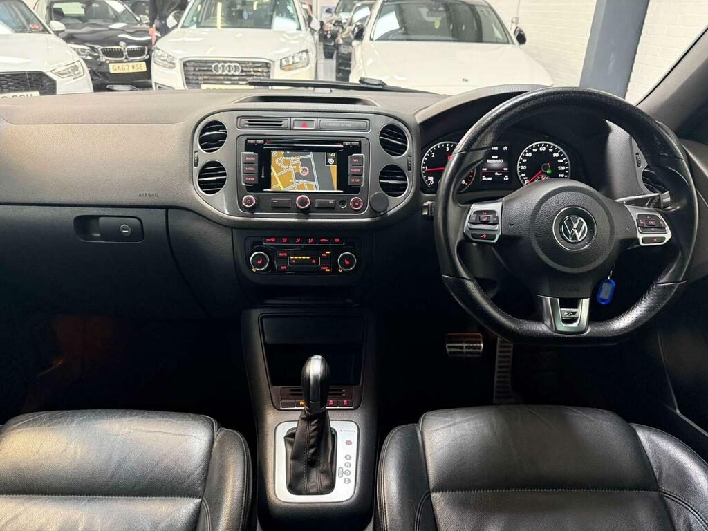 Volkswagen Tiguan  White #25