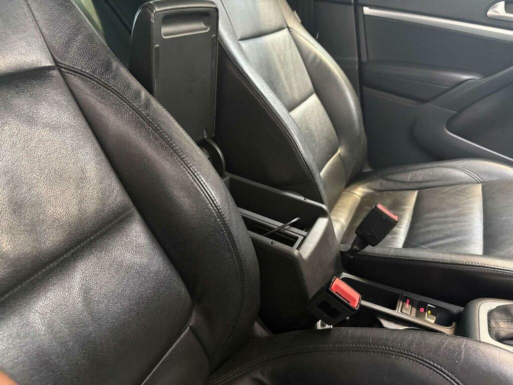 Volkswagen Tiguan  White #42