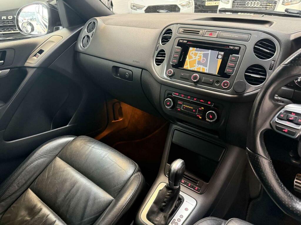 Volkswagen Tiguan  White #35