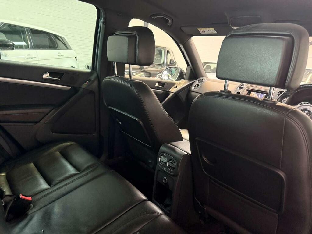 Volkswagen Tiguan  White #45