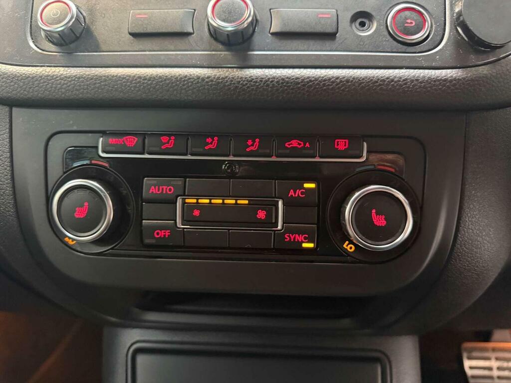 Volkswagen Tiguan  White #39