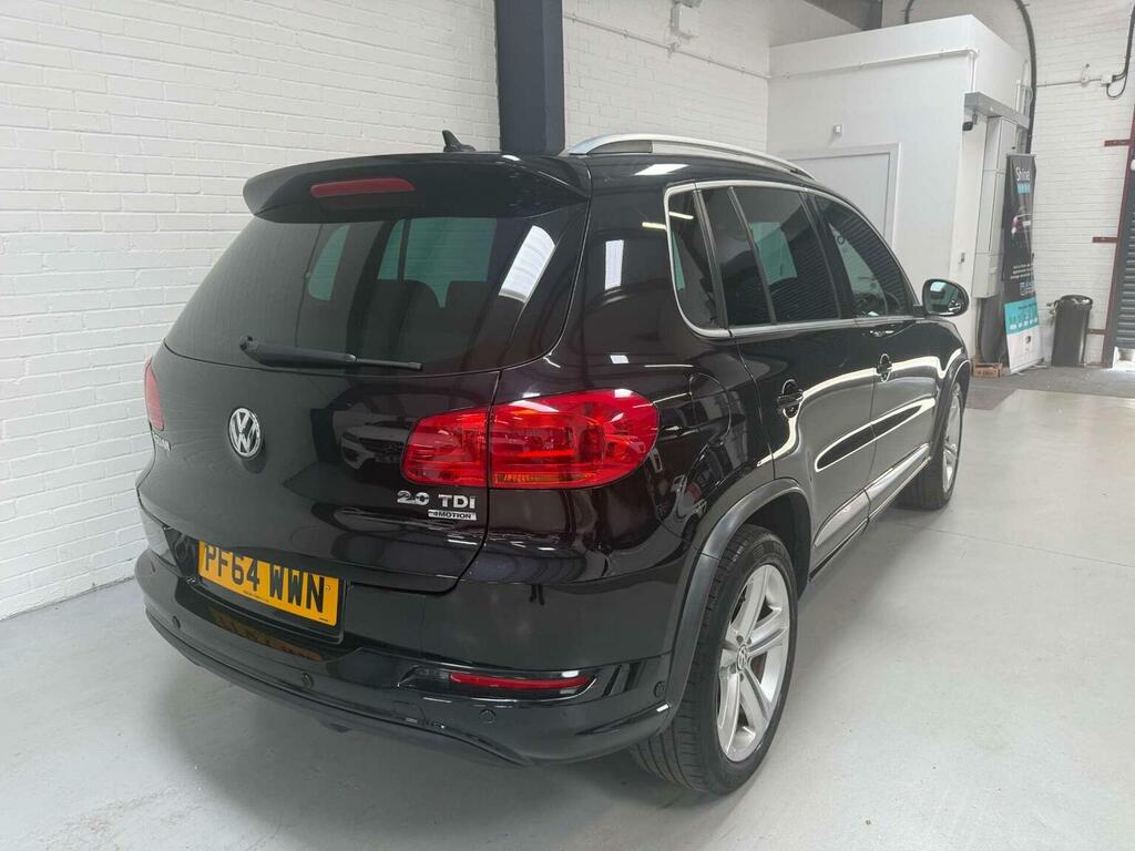 Volkswagen Tiguan  White #7