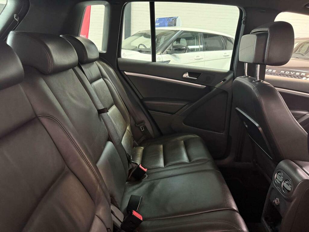 Volkswagen Tiguan  White #44