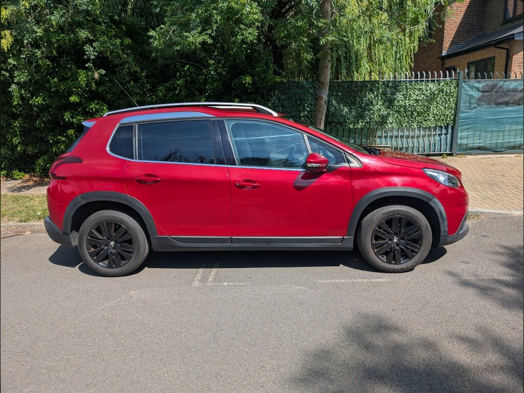 Peugeot 2008 2017 1.2 Puretech Active Suv Eur Black #8