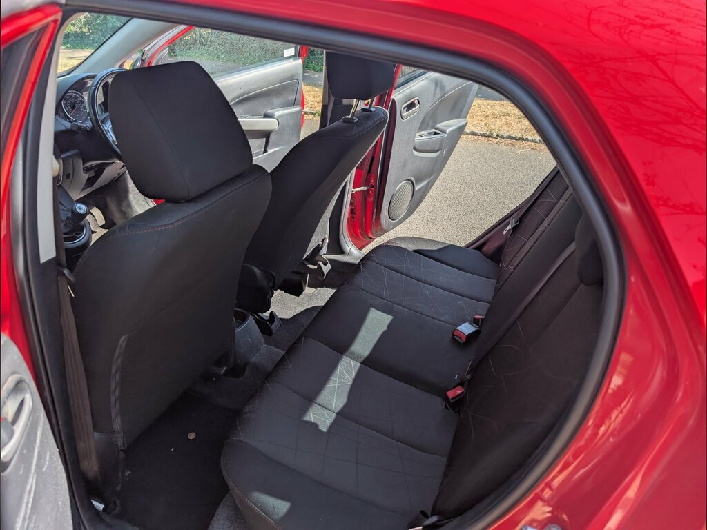 Mazda 2 1.3 Tamura Hatchback Euro 5 84 Red #11