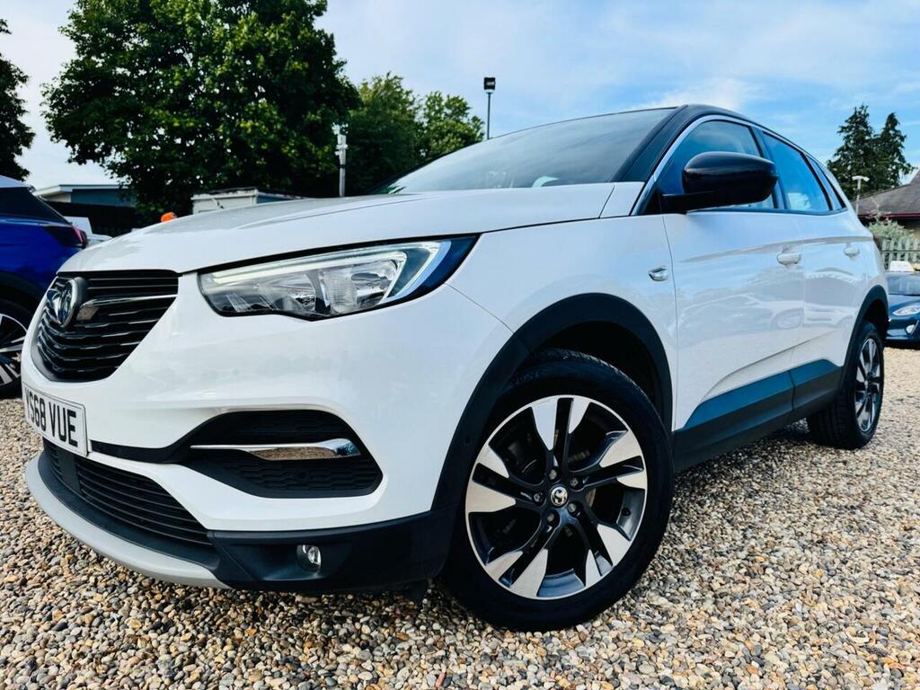 Vauxhall Grandland X 1.2 Turbo Sport Nav Euro 6 Ss YS68VUE White #3