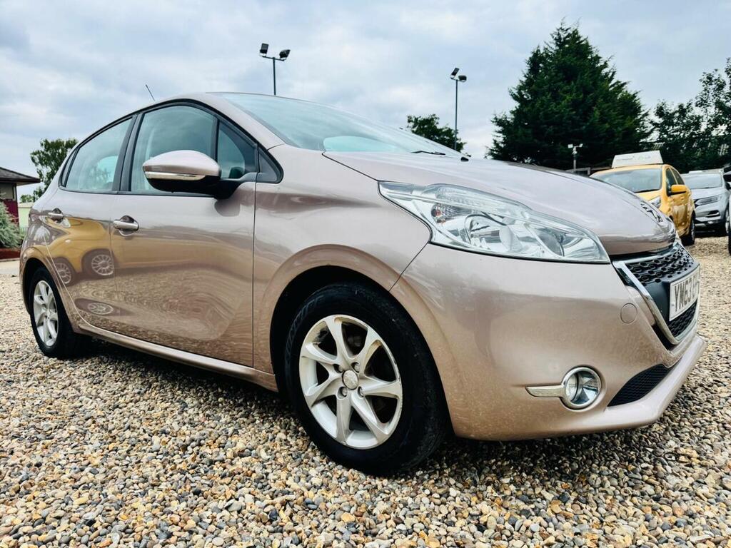 Peugeot 208 1.2 Vti Active Euro 5 Pink #5