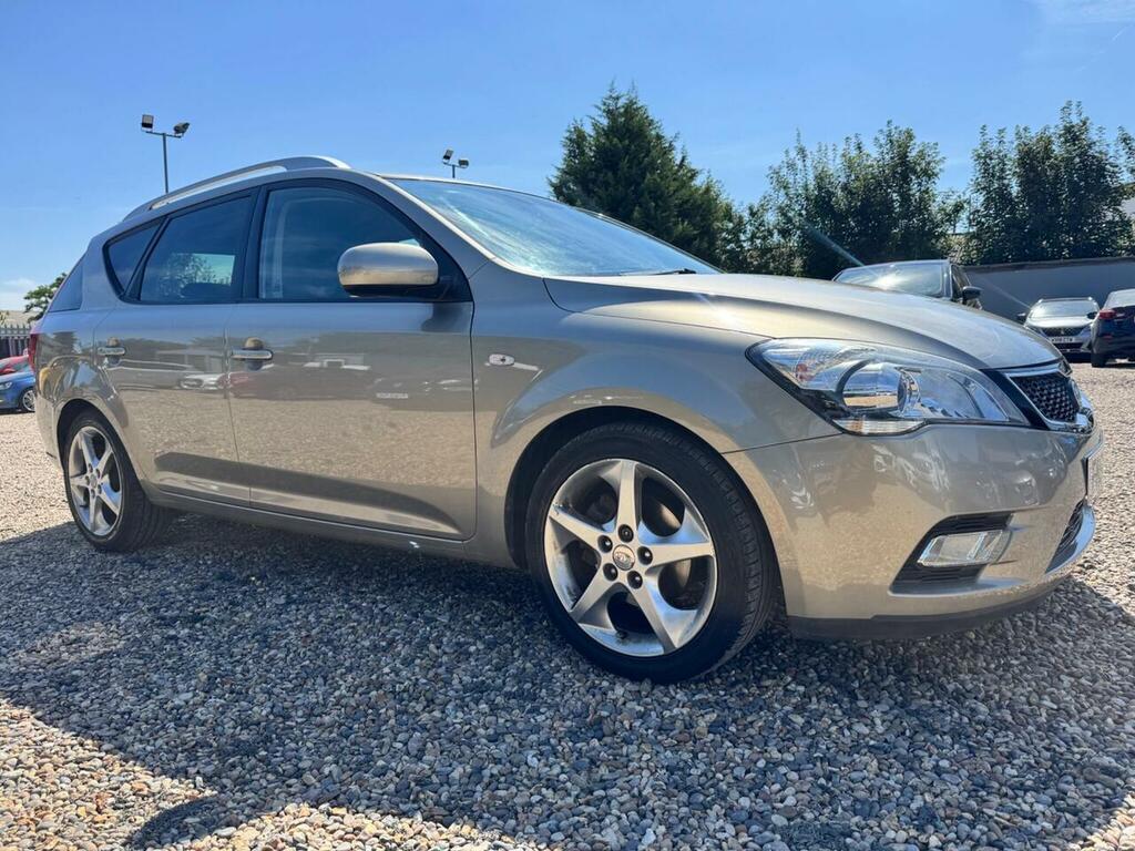 Kia Ceed 1.6 Crdi 3 Sports Wagon Euro 5 Silver #5