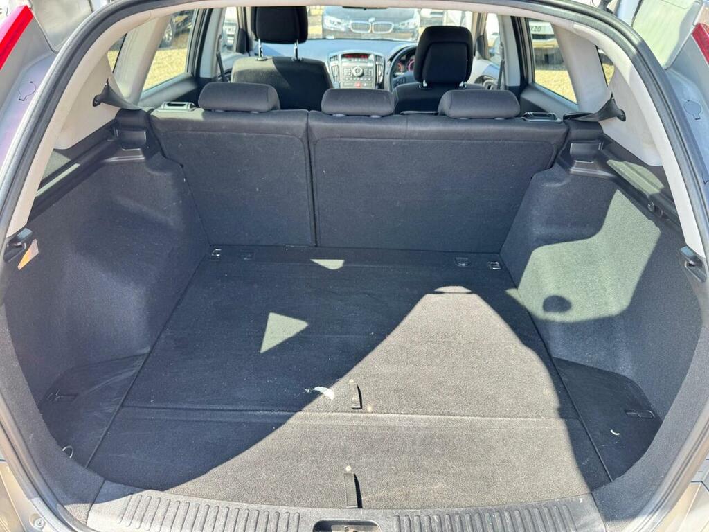 Kia Ceed Estate 1.6 Crdi 2 Estate 2010 Black #31