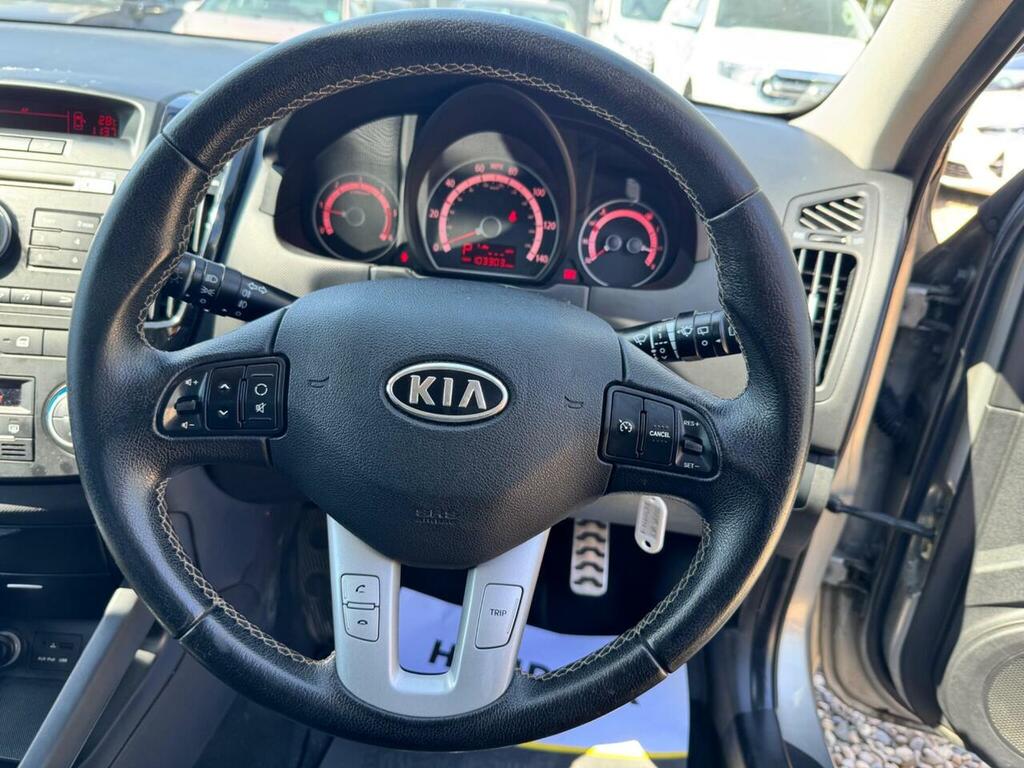Kia Ceed Estate 1.6 Crdi 2 Estate 2010 Black #34