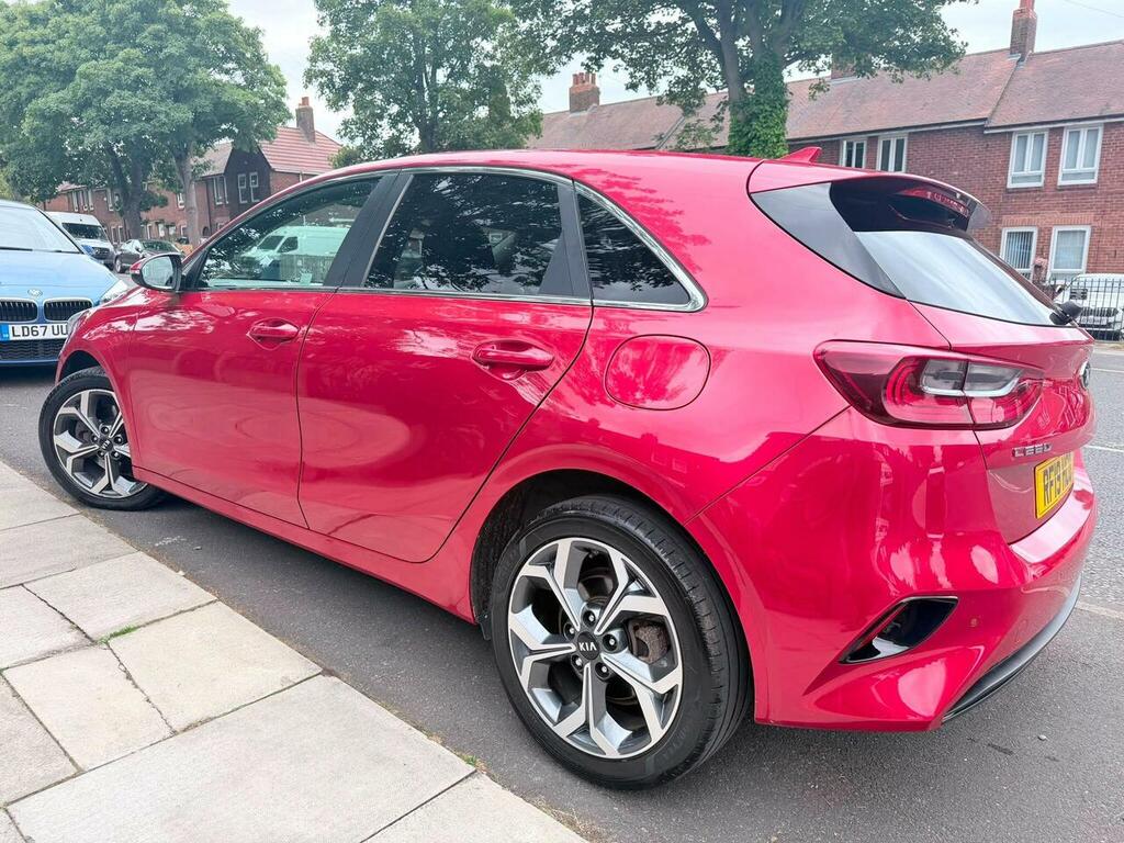 Kia Ceed 1.6 Crdi 3 Dct Euro 6 Ss Red #2