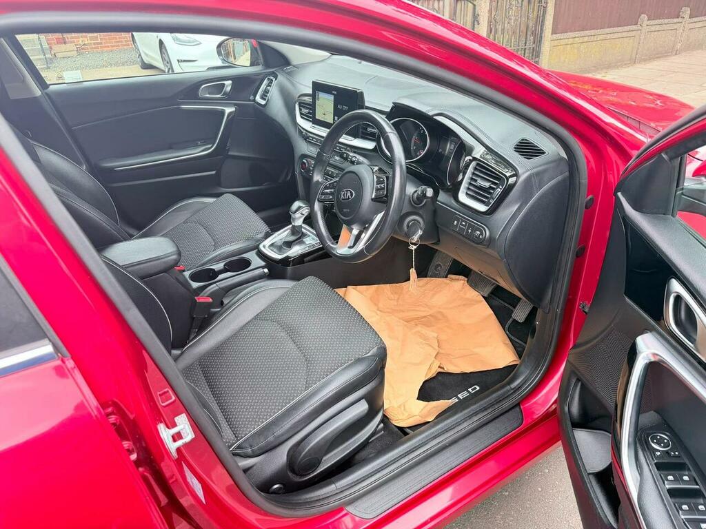 Kia Ceed 1.6 Crdi Gt-line Hatchback Dct Euro 6 Black #12