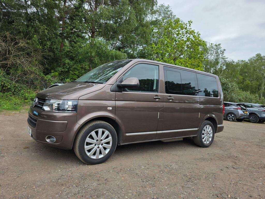 Volkswagen Caravelle 2.0 Tdi Executive Dsg Euro 5 Brown