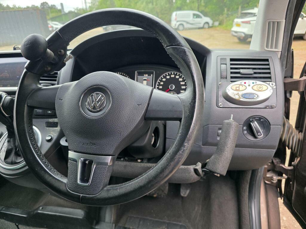 Volkswagen Caravelle 2.0 Tdi Executive Dsg Euro 5 Brown #4