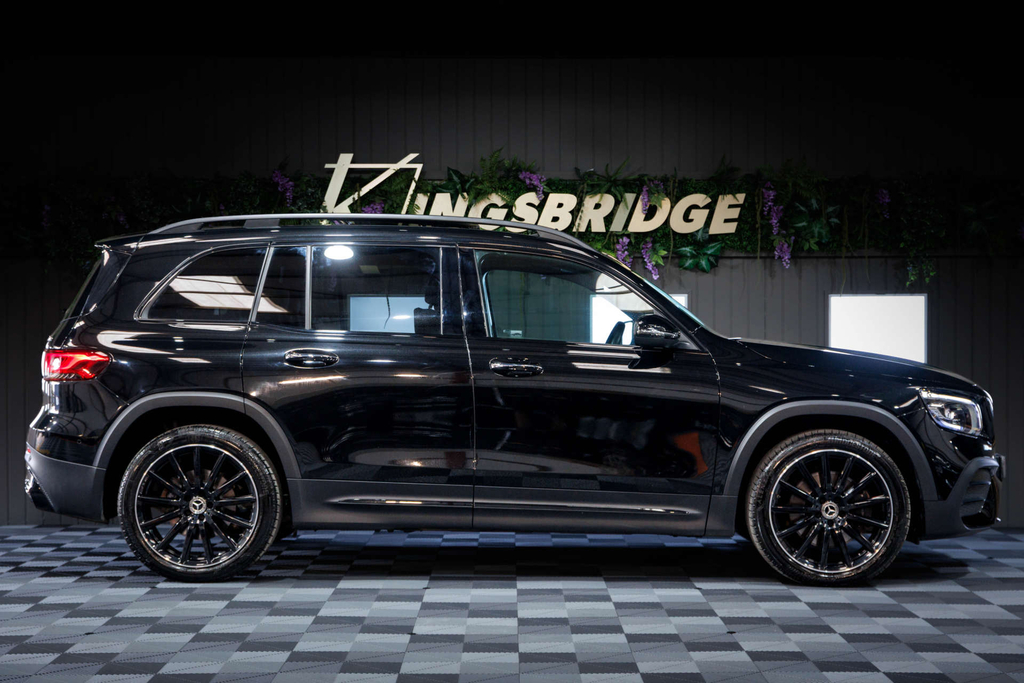 Mercedes-Benz GLB Class Glb220d Amg Line Night Edition Premium Plus Suv #5