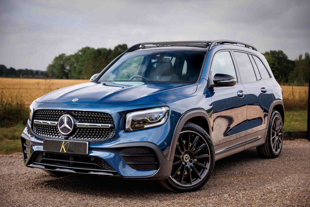 Mercedes-Benz GLB Class Glb220d Amg Line Night Edition Premium Plus Suv  #2