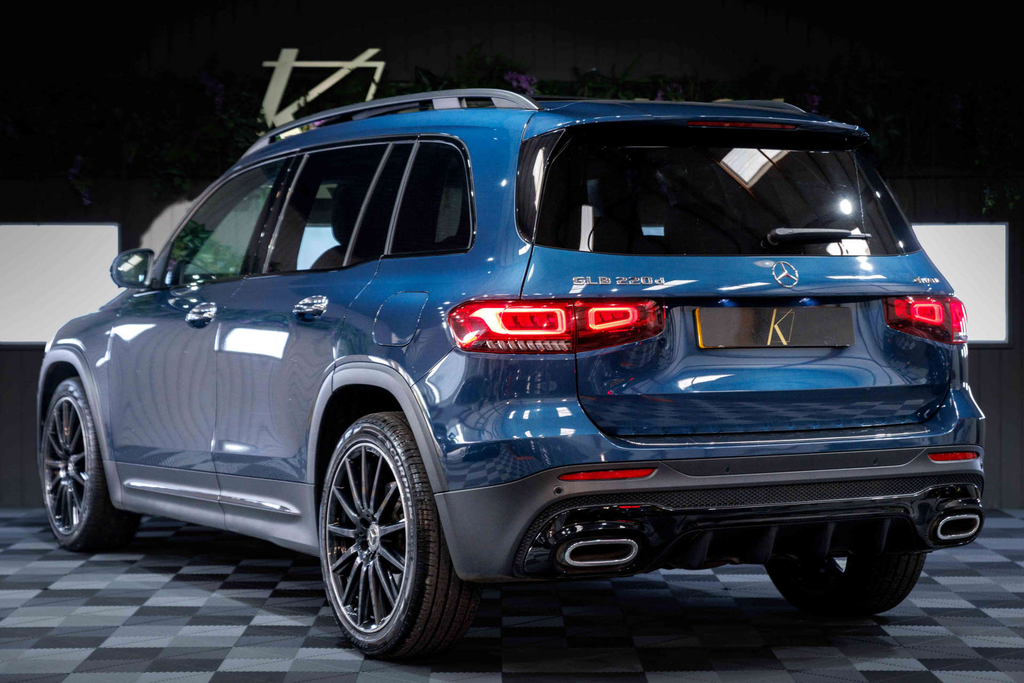 Mercedes-Benz GLB Class Glb220d Amg Line Night Edition Premium Plus Suv  #6