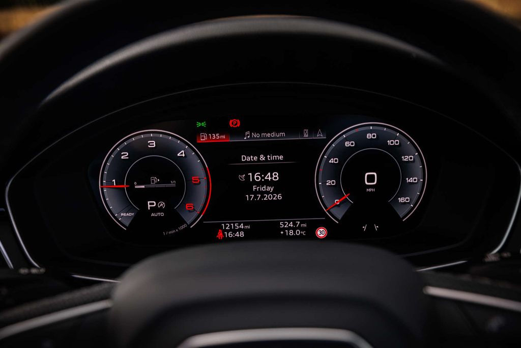 Audi A4 Avant 2.0 Tdi 177 Black Edition Plus Grey #31