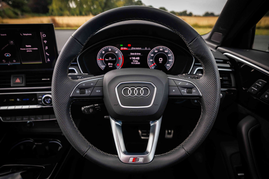 Audi A4 Avant 2.0 Tdi 177 Black Edition Plus Grey #27
