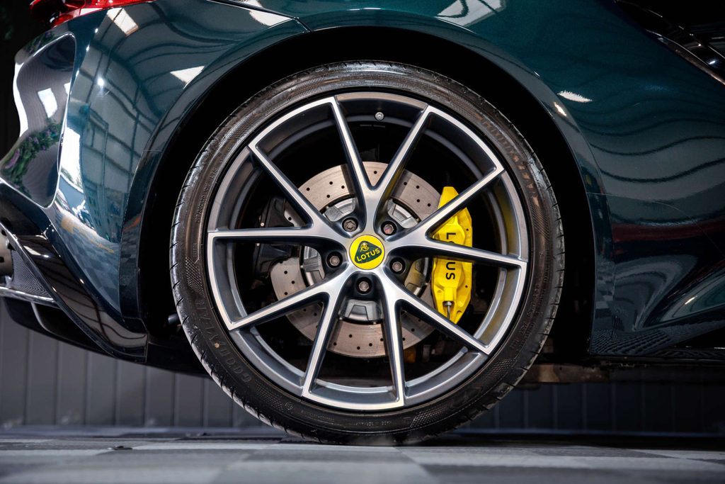 Lotus Emira 3.5 L V6 First Edition #7