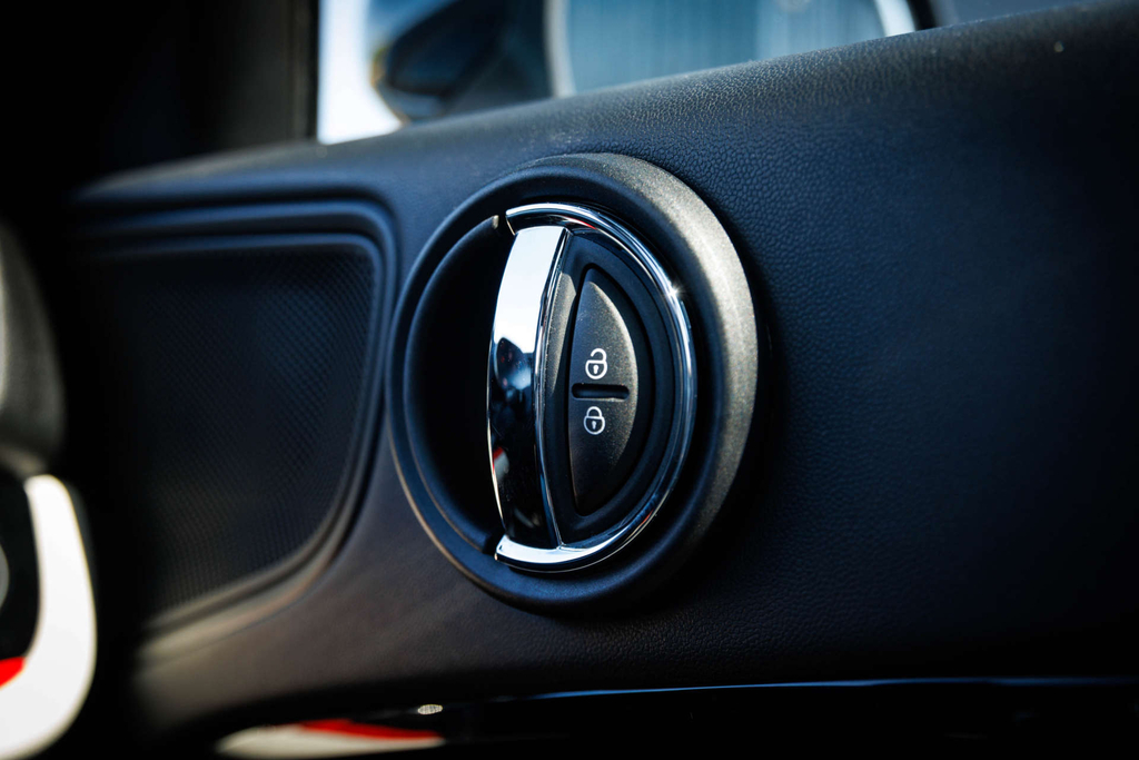 Mini Countryman Hybrid Grey #32