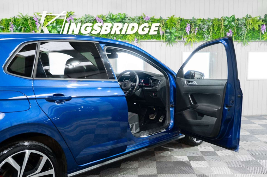 Volkswagen Polo Se Blue #8