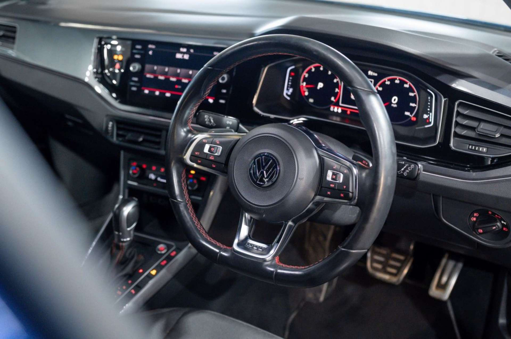 Volkswagen Polo Se Blue #31