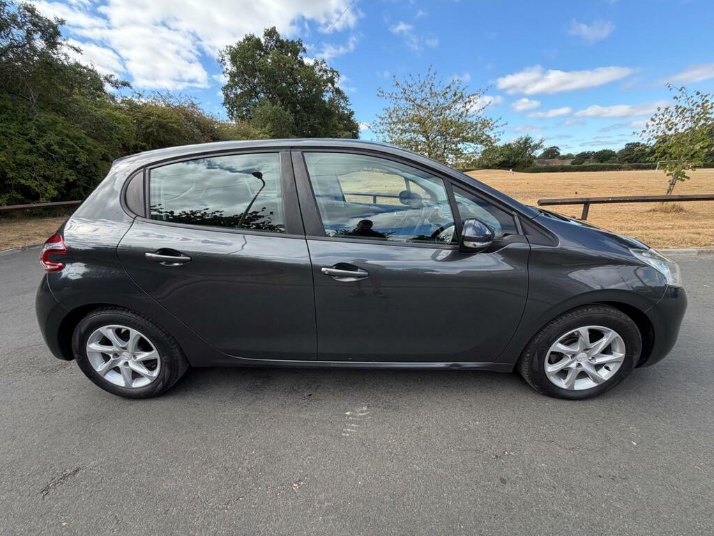 Peugeot 208 Blue #8