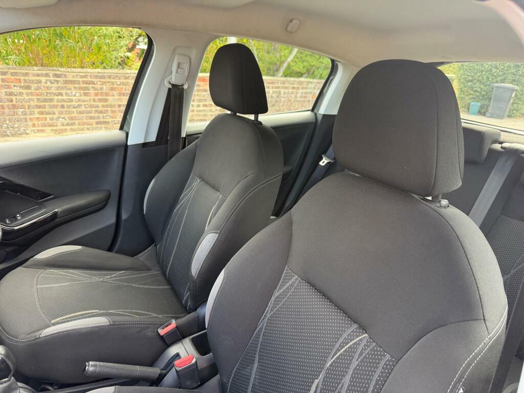 Peugeot 208 Blue #18