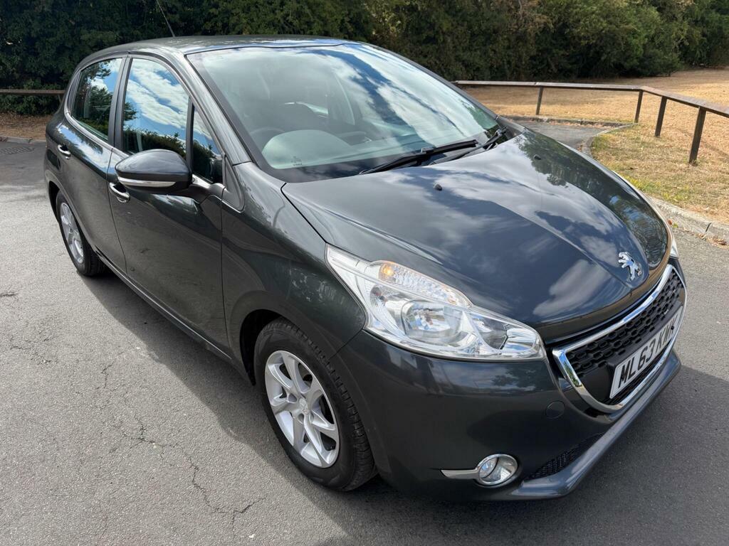 Peugeot 208 1.2 Vti Active Euro 5 Grey